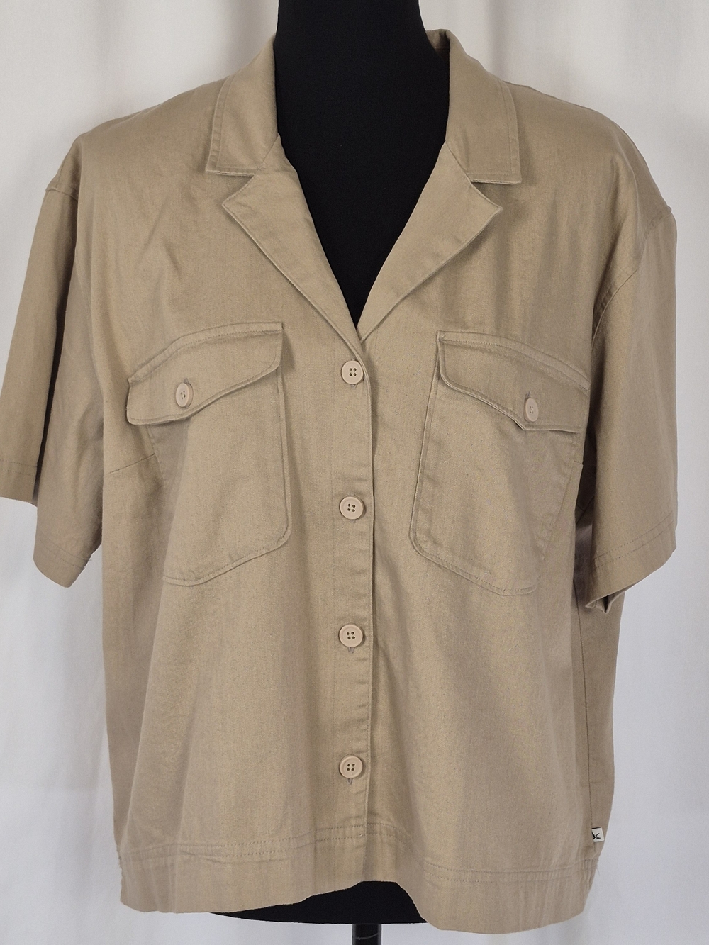 Eddie Bauer Womens Everyday Cotton Short Sleeve Button-Front Camp Shirt - Size L